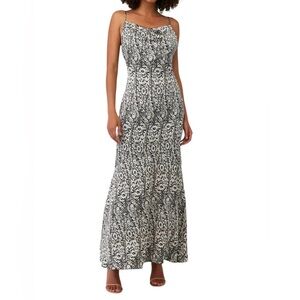 Elliatt Buttercup Maxi Dress in Red - Size L